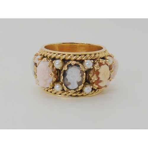 637 - A 14K GOLD SUBSTANTIAL CAMEO SPECIMEN RING