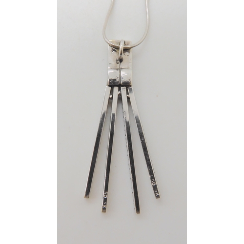 651 - A DIAMOND FRINGE PENDANT NECKLACE