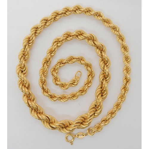 669 - AN 18K GOLD TAPERED ROPE CHAIN