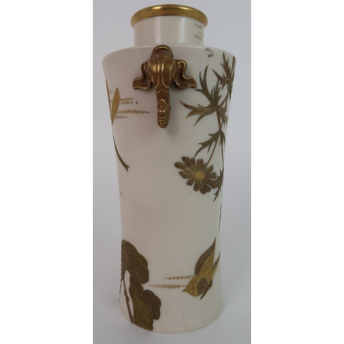 256 - A LATE 19TH CENTURY ROYAL WORCESTER PORCELAIN VASE