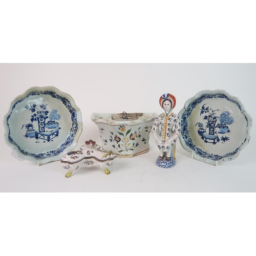 328 - A PAIR OF FRENCH FAIENCE DISHES