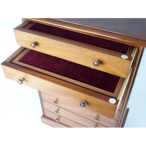 351 - A 20TH CENTURY EIGHT-DRAWER COLLECTORS CABINET