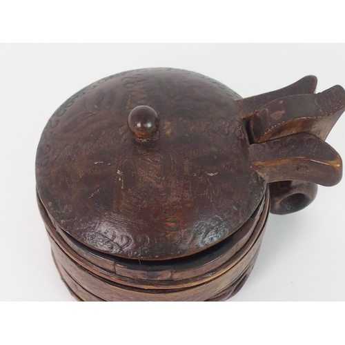 375 - AN EARLY ICELANDIC SARPUR-ASKUR WOODEN JAR AND COVER