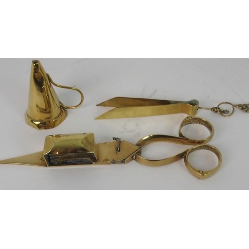 383 - A BRASS WICK CUTTER