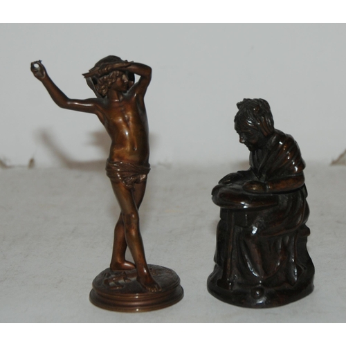 419 - A BRONZE FIGURE GROUP CLASSICAL SCENE