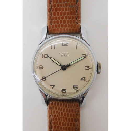 689 - A STAINLESS STEEL VINTAGE TUDOR WRISTWATCH