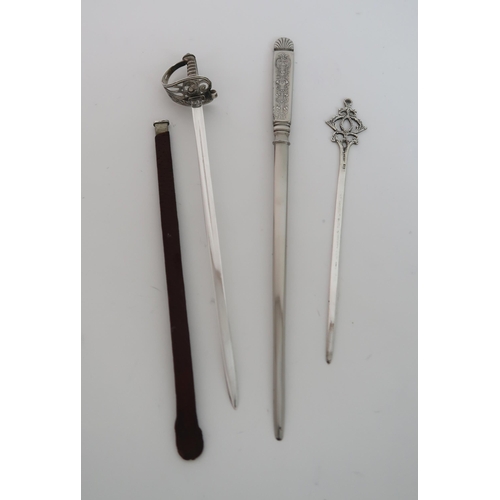 752 - A SILVER LETTER OPENER