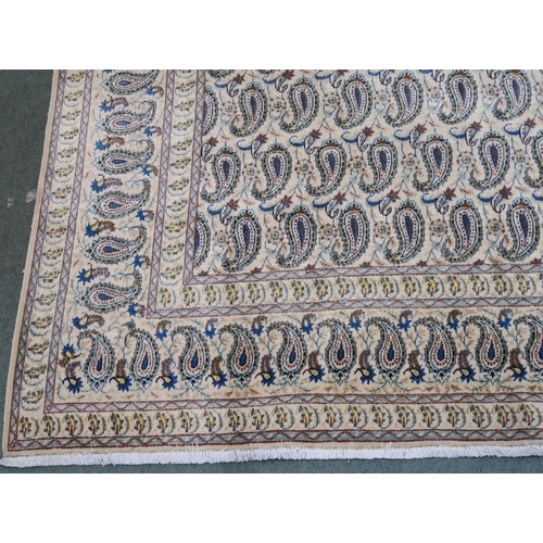 106 - A CREAM GROUND FINE KESHAN RUG