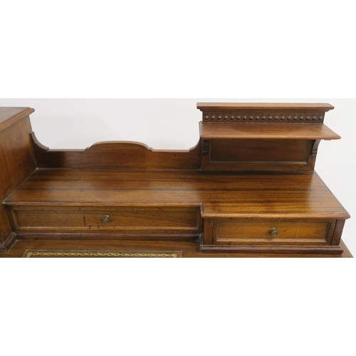 60 - A CONTINENTAL LADIES WRITING DESK