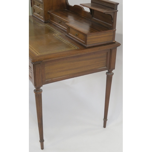 60 - A CONTINENTAL LADIES WRITING DESK