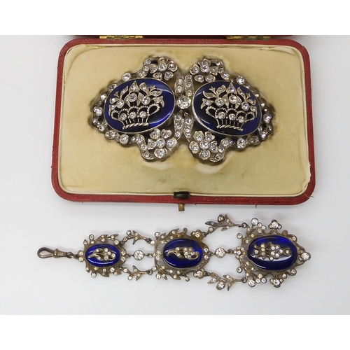 676 - GEORGIAN PASTE JEWELLERYmounted in white metal, with blue glass inserts and paste jewels a buckle ha... 