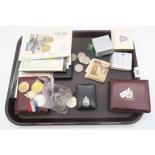 543 - A lot British and American commemorative coins with cased examples together with various bank notes ... 