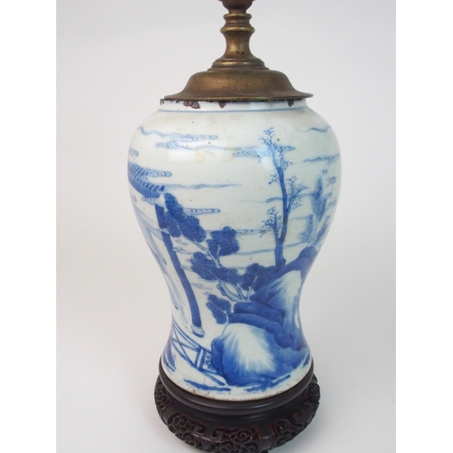 172 - A CHINESE BLUE AND WHITE BALUSTER VASE
