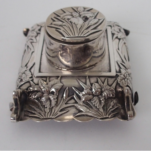 205 - A CHINESE SILVER INK STAND