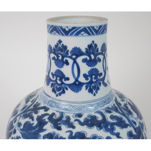 212 - A CHINESE BLUE AND WHITE BALUSTER VASE