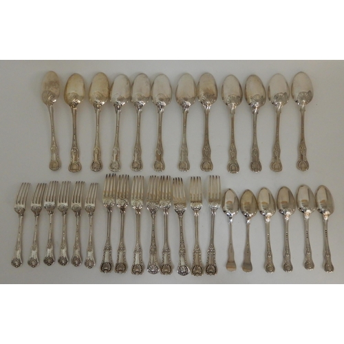 261 - A COMPOSITE PART SUITE OF SILVER CUTLERY