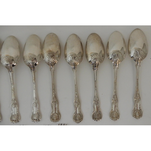 261 - A COMPOSITE PART SUITE OF SILVER CUTLERY