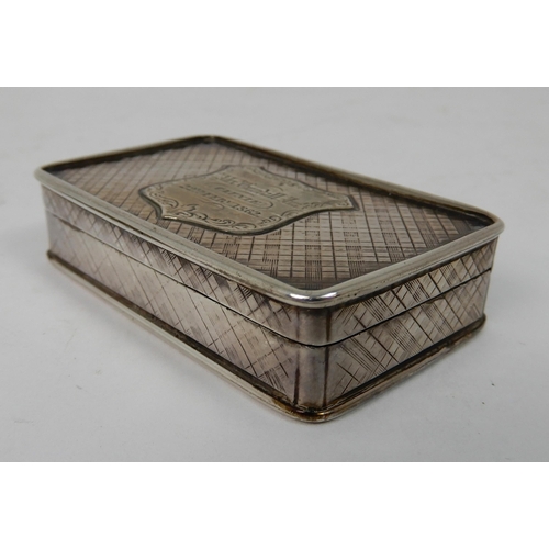 289 - A SILVER SNUFF BOX