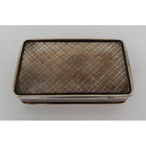 289 - A SILVER SNUFF BOX