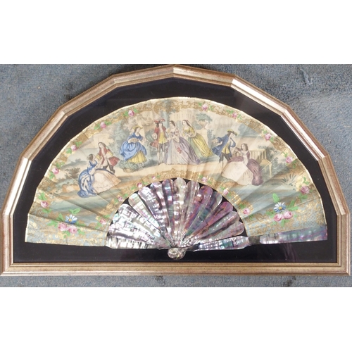 386 - AN EARLY PICTORIAL HAND FAN