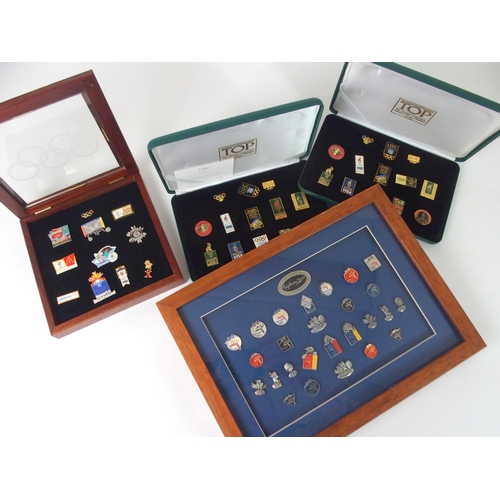 425 - TWO CASED SET OF THE OLYMPIC PROGRAMME ATLANTA 1996 ENAMEL LAPEL BADGES