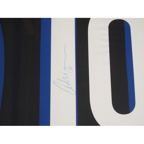 470 - A BLUE AND BLACK INTER MILAN SHIRT