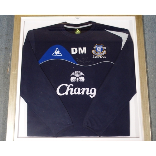 471 - AN EVERTON SWEATSHIRT