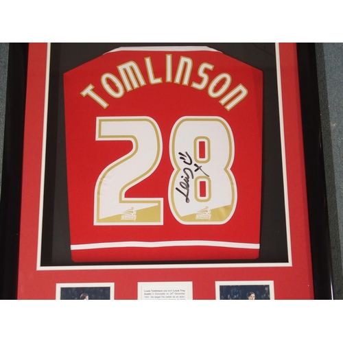 473 - A RED AND WHITE REPLICA DONCASTER ROVERS SHIRT