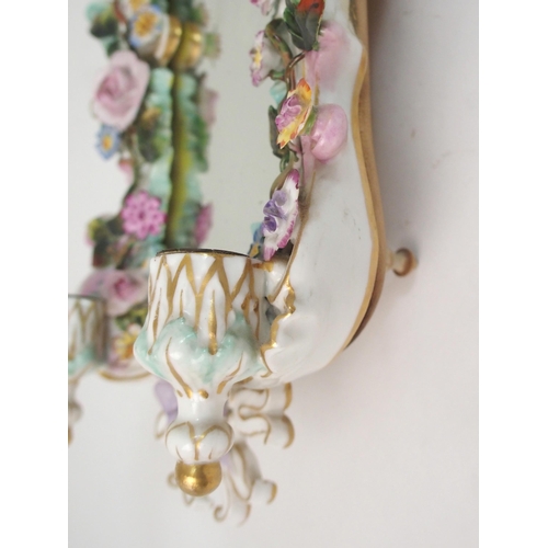 514 - A MEISSEN STYLE WALL SCONCE