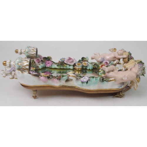 514 - A MEISSEN STYLE WALL SCONCE