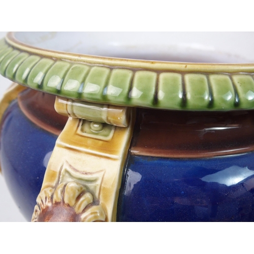 529 - A MINTON MAJOLICA JARDINIERE