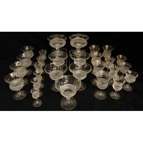 542 - A COLLECTION OF EDINBURGH THISTLE CUT AND ETCHED GLASSWARE