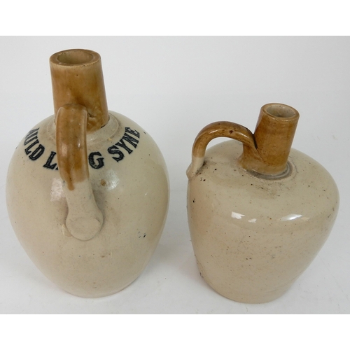 565 - A GLEN GARRY STONEWARE WHISKY FLAGON