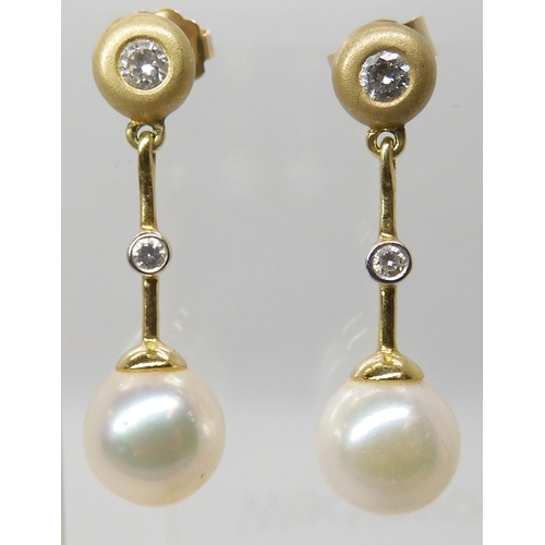 625 - A PAIR OF 18CT GOLD PEARL AND DIAMOND DROP EARRINGS