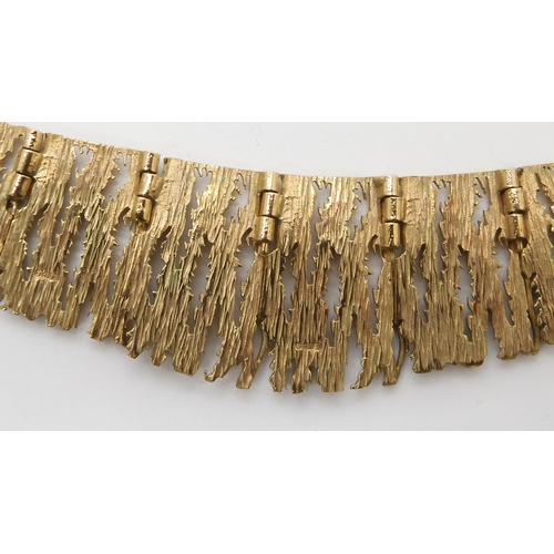 627 - A 9CT GOLD RETRO FRINGE COLLAR NECKLACE