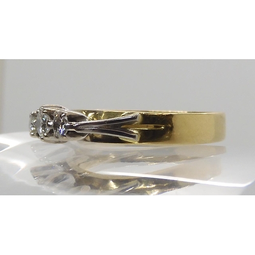 639 - A RETRO THREE STONE DIAMOND RING