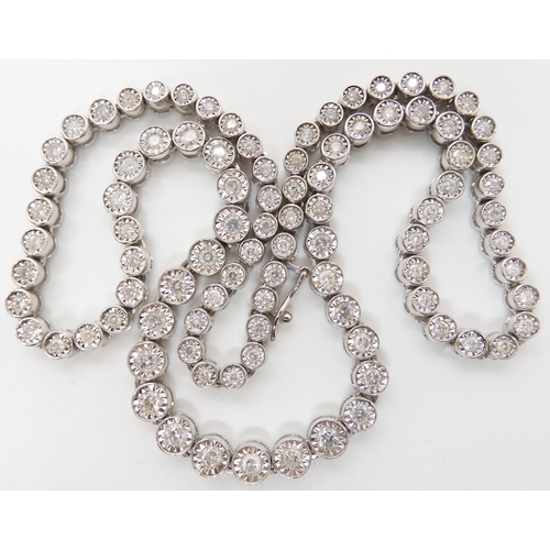 645 - AN 18K WHITE GOLD DIAMOND RIVERA NECKLACE