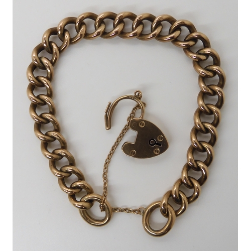 655 - A 9CT GOLD CURB LINK BRACELET