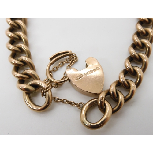 655 - A 9CT GOLD CURB LINK BRACELET