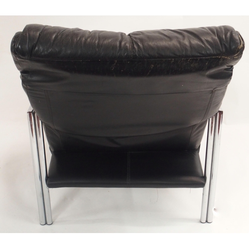 120 - A MID CENTURY BLACK LEATHER ARMCHAIR WITH CHROME FRAME