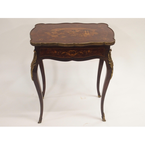 25 - A FRENCH ROSEWOOD MARQUETRY DRESSING TABLE