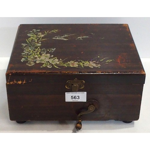 563 - A 19th Century Polyphon music box, the disc Straus WaltzerFor a demonstration please refer to this Y... 