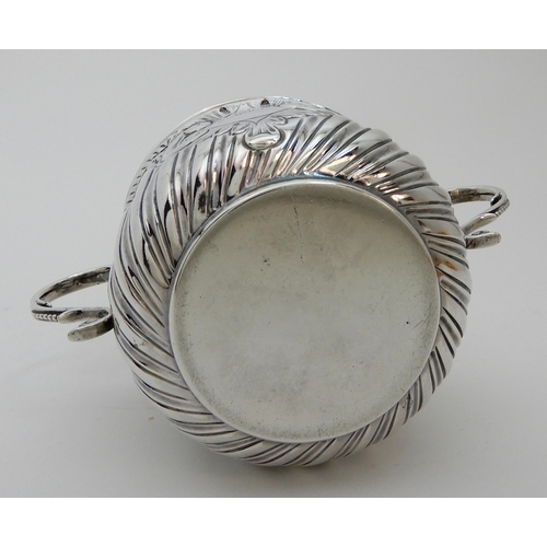 122 - LATE VICTORIAN SILVER PORRINGER