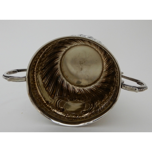 122 - LATE VICTORIAN SILVER PORRINGER