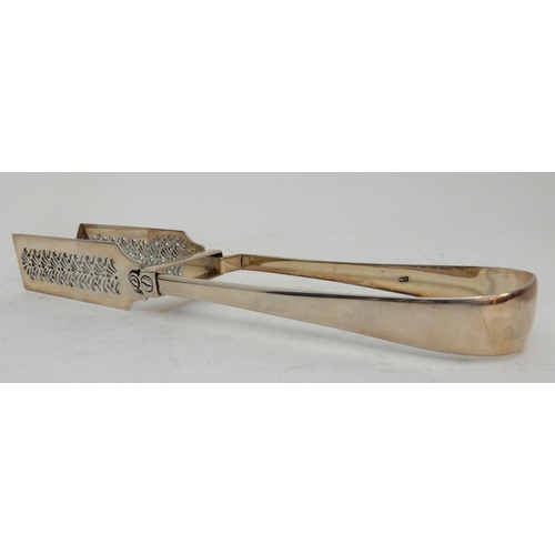 149 - A CASED PAIR OF SILVER ASPARAGUS TONGS