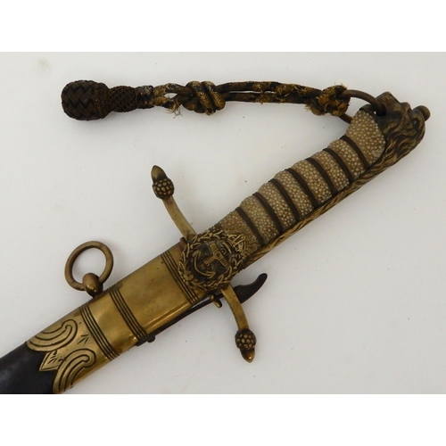 177 - A BRITISH ROYAL NAVY MIDSHIPMAN'S DAGGER