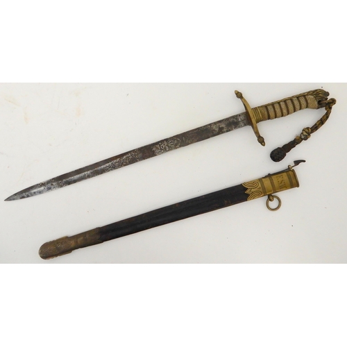 177 - A BRITISH ROYAL NAVY MIDSHIPMAN'S DAGGER