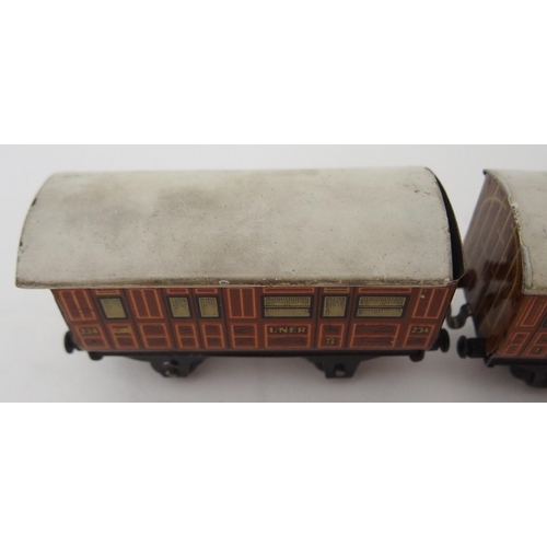 234 - A BING MINIATURE TABLE RAILWAY SET