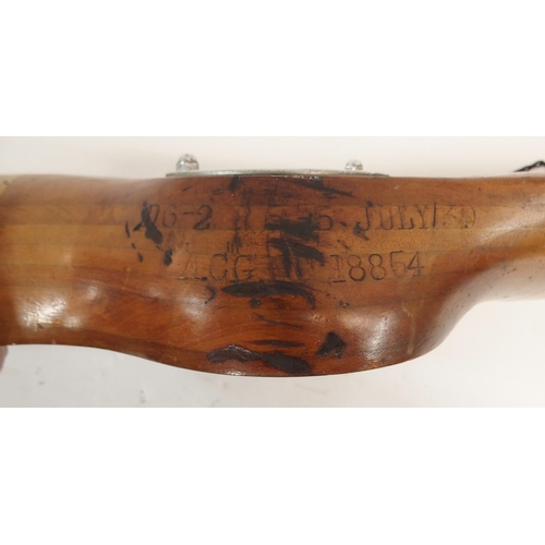 239 - A 20TH CENTURY GIPSY III WOODEN PROPELLER