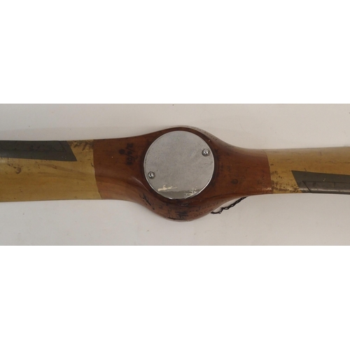 239 - A 20TH CENTURY GIPSY III WOODEN PROPELLER